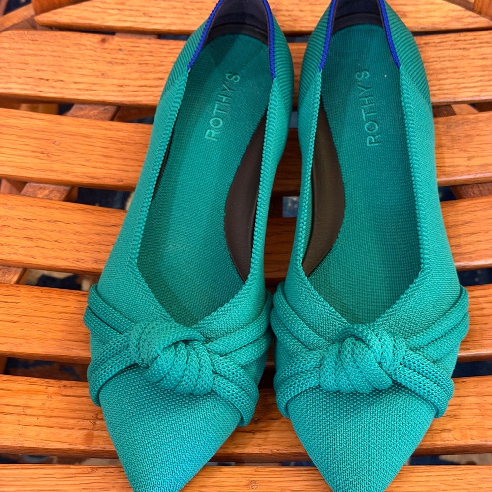 Rothy's Teal Knotted Flats